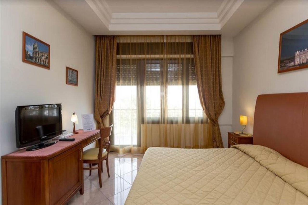 Ranch Palace Hotel Napoli Esterno foto