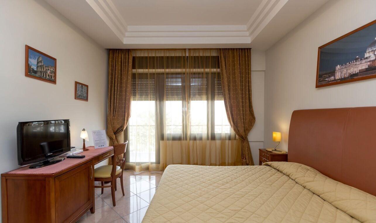 Ranch Palace Hotel Napoli Esterno foto